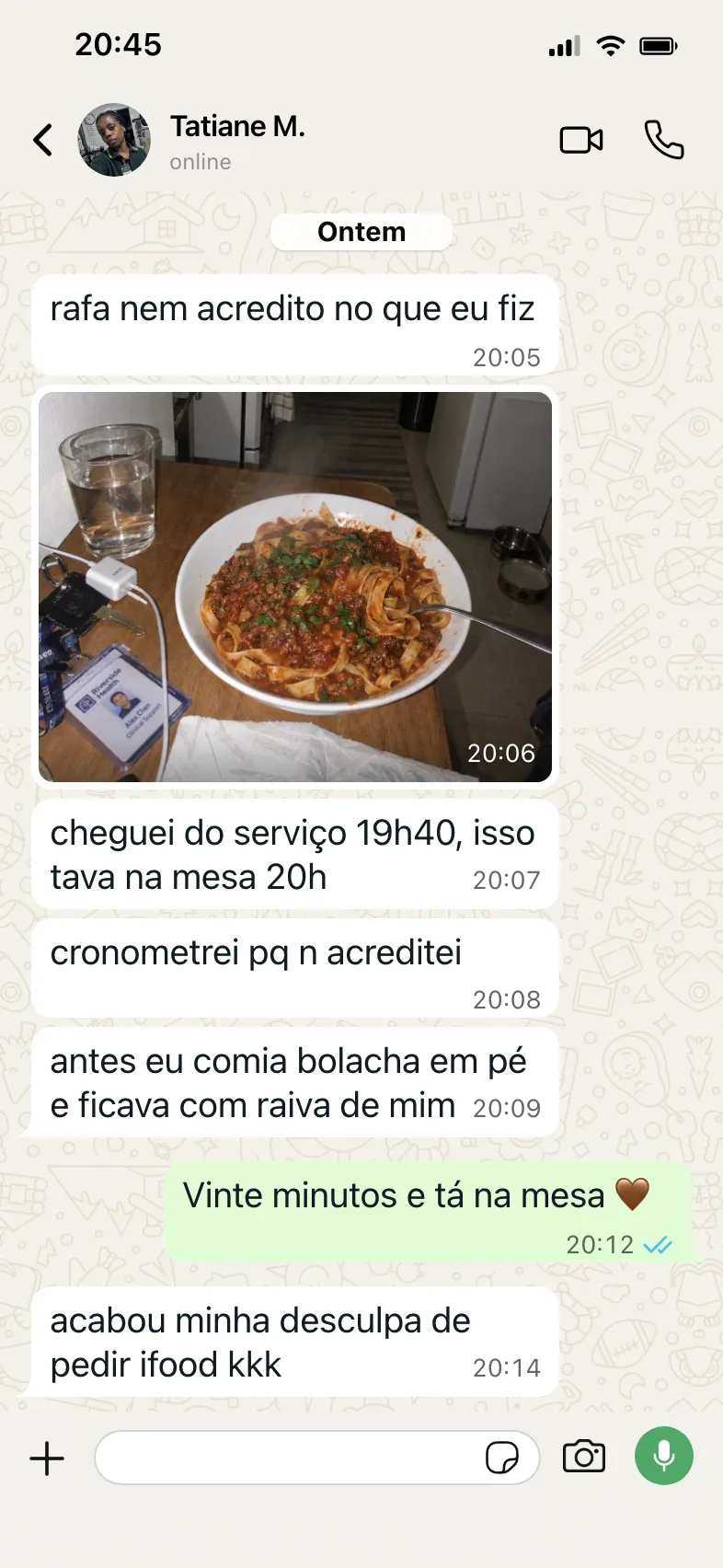 Conversa de WhatsApp com Tatiane M., de Serra, ES